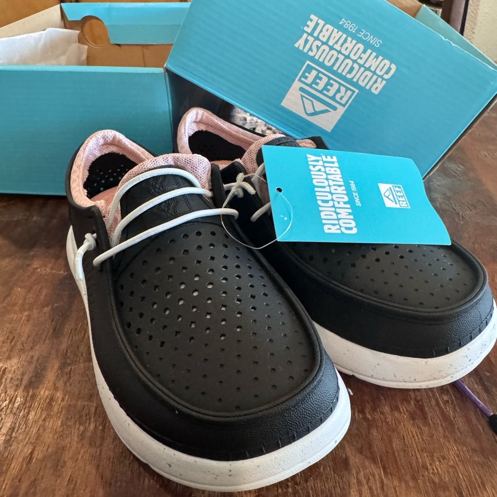 Reef Black and Pink Water Coast Shoes